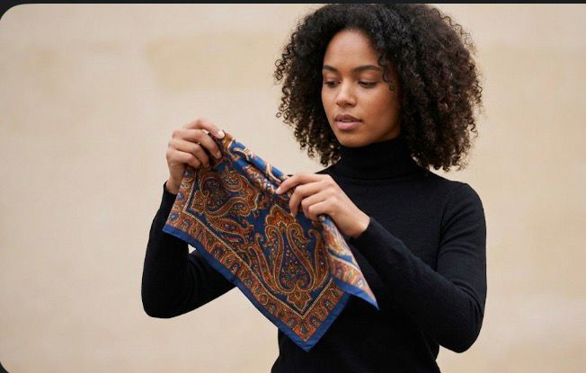 L'Art de Nouer un Foulard : 4 Tutos Faciles et Chic pour Sublimer vos Tenues