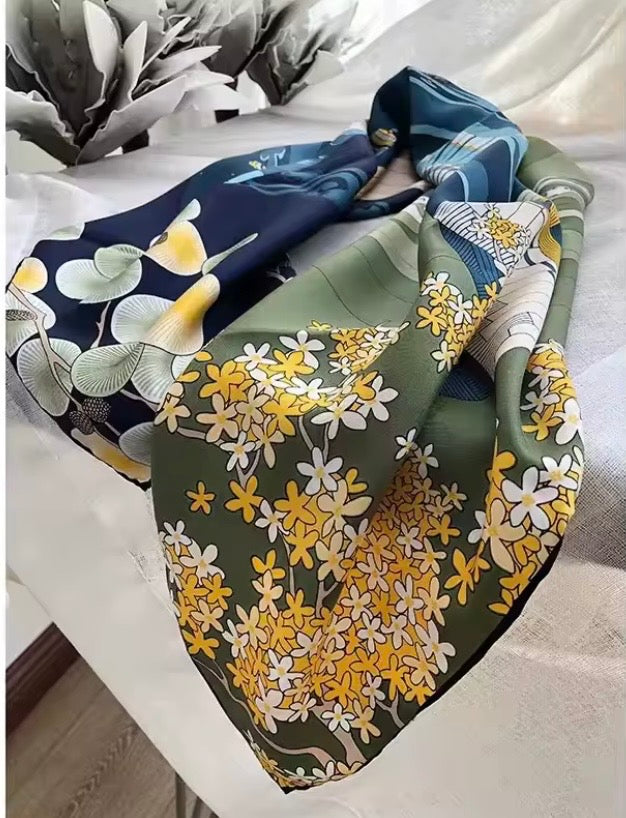 Écharpe carré en soie pure