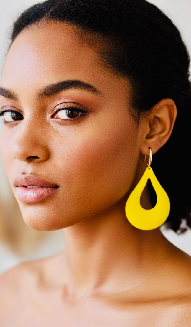 Pendant d’oreilles en forme de goutte d’eau
