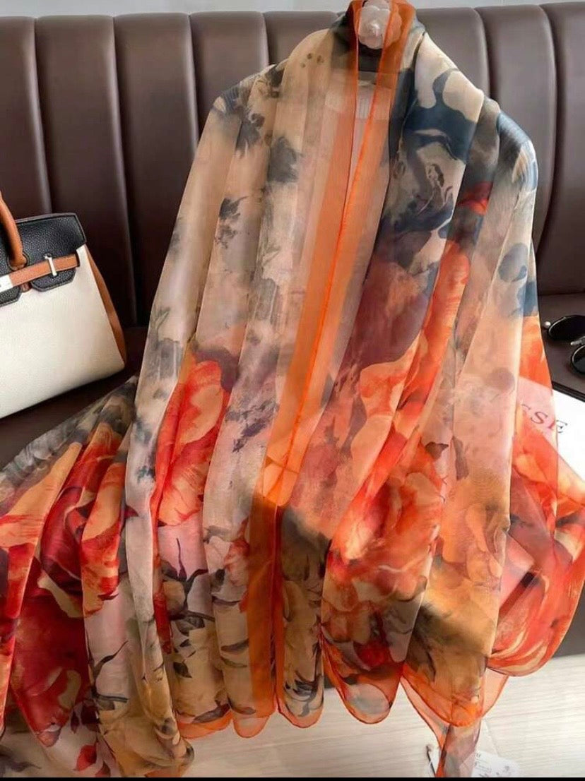 Foulard en mousseline de soie fleuri