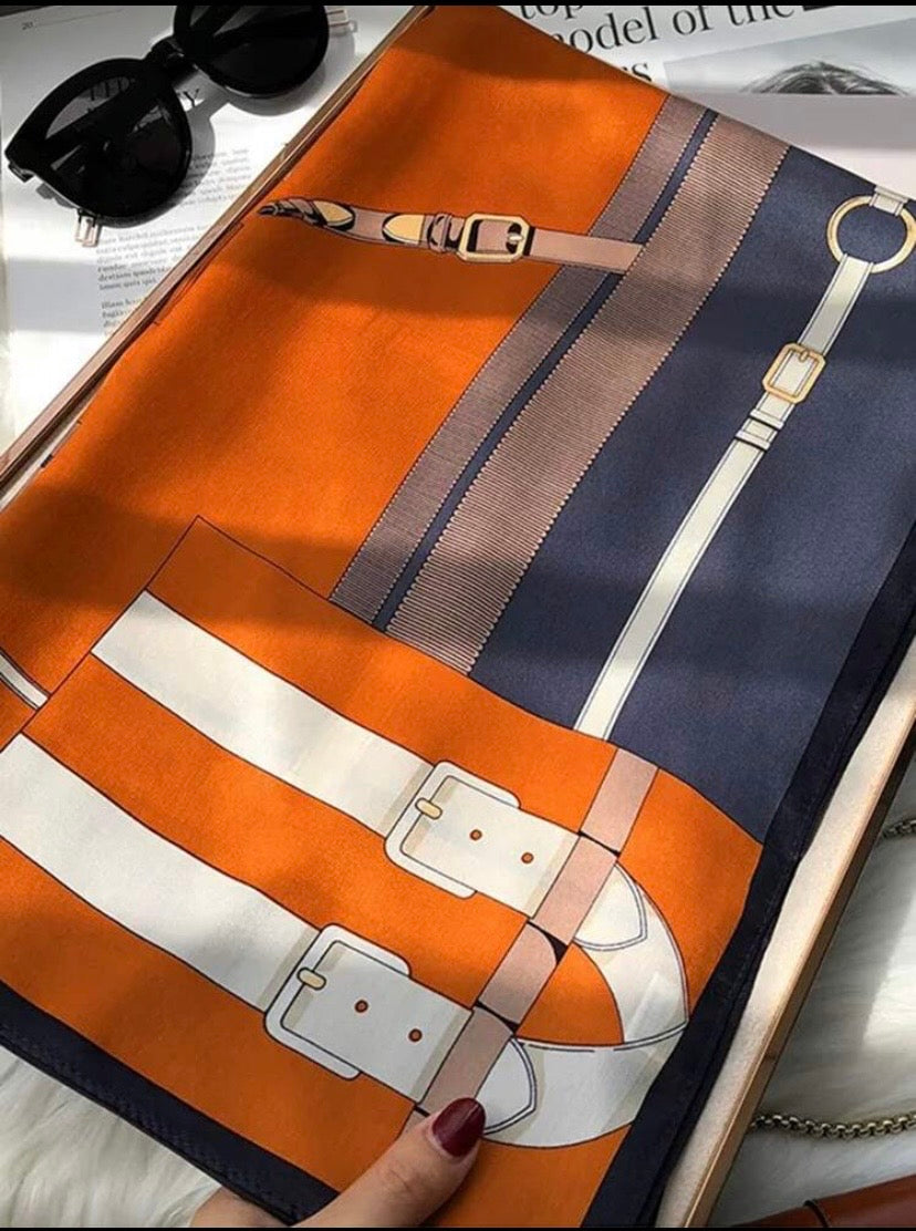 Foulard en soie imprimé ceinture